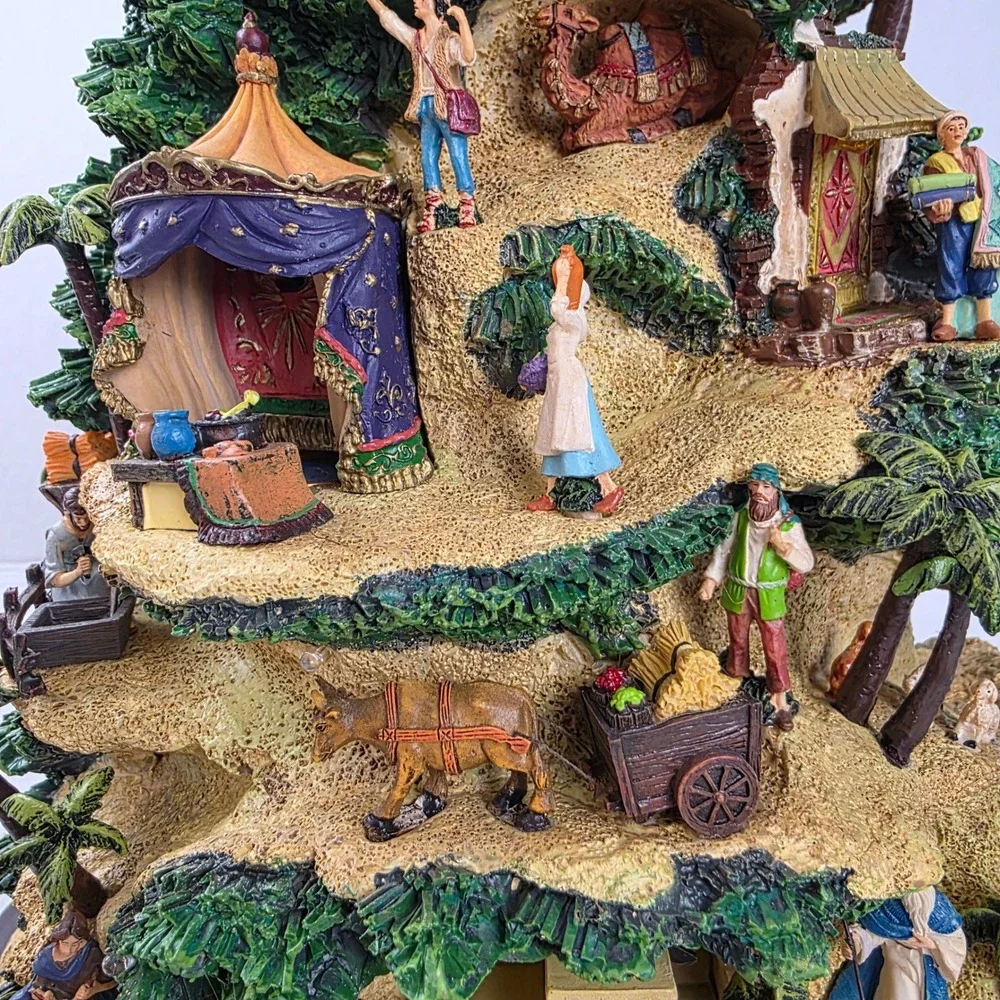 Thomas Kinkade Glory to the Newborn King Illuminated Nativity Tree Music 2005